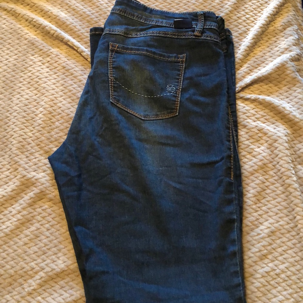 Boot cut stretch jeans